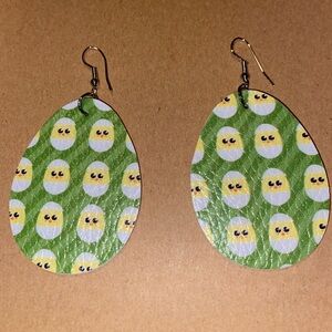 ☀️3/$9☀️ Cute Green and Yellow Chick Earrings